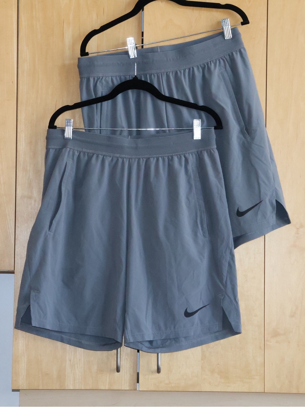 NIKE Men's Dri-FIT Shorts Zip Pockets BUNDLE (5 pairs/44% Discount!!!) Size L/XL